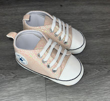 Load image into Gallery viewer, Light Pink Glitter Baby Shoes